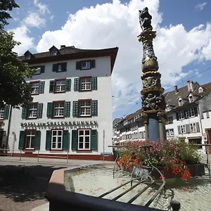 Hotel Spalenbrunnen & Restaurant Center ***